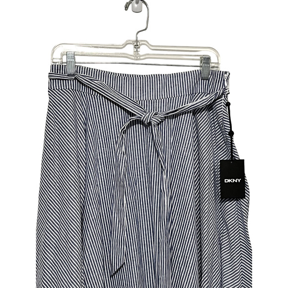 DKNY Hanker chief Style Blue and White Stripe Mid Length Skirt Size 6 NWT - Picture 4 of 9